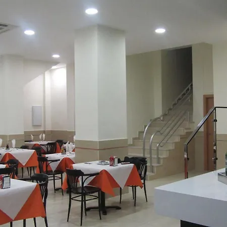 Hotel La Campana La Línea de la Concepción