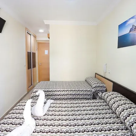 Hotel La Campana La Línea de la Concepción