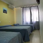 拉坎帕纳旅馆 酒店 *