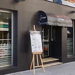 拉坎帕纳旅馆 酒店 *